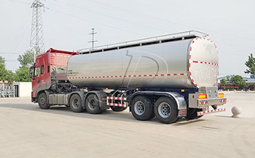 北奶南運，天潤新東牛奶運輸車成運奶首選