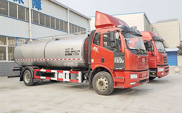 天潤(rùn)新東牛奶運(yùn)輸車被評(píng)為中國(guó)知名品牌