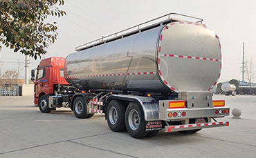 從麥肯齊盆地到奧克蘭港：新東鮮奶運(yùn)輸車新西蘭守護(hù)“液態(tài)黃金”